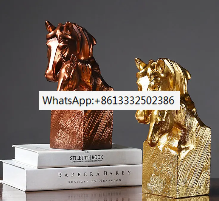 

New Office Table Accessories Study Desktop Decor Resin Animal Statue European Seal Modeling Double Headed Horse Ornaments Home