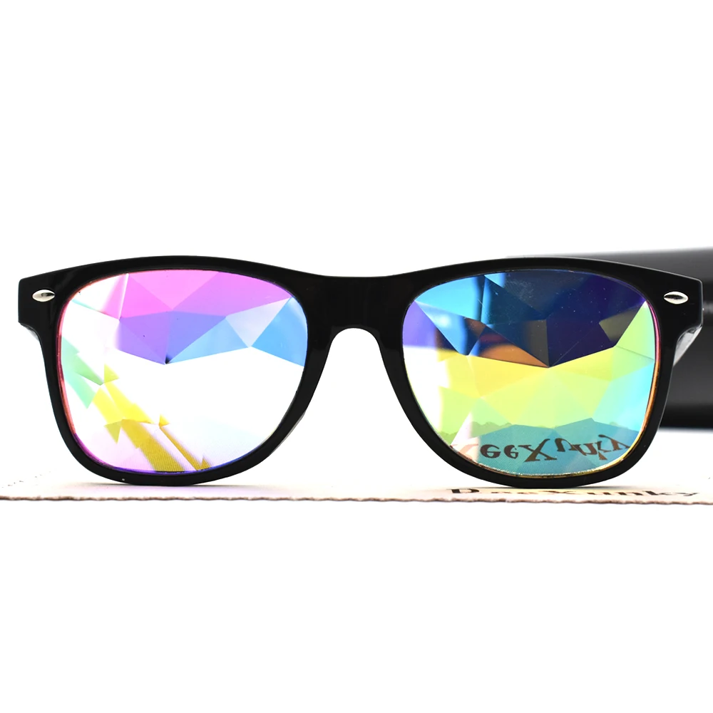 Fashion Diffraction Futuristic Glasses Retro Rave Festival Square Sunglasses Men Women Vintage Prism Sun Glasses Party Cosplay