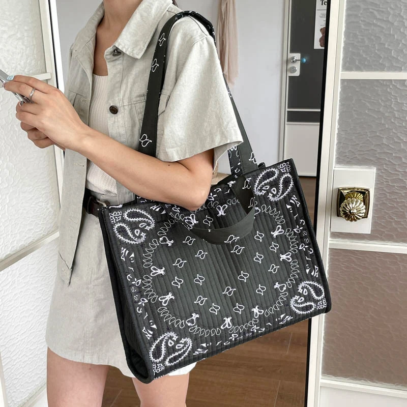 Böhmische Künstlerische Vintage-Blumenmuster-Tragetasche, Damen-Schultertasche, Große Vielseitige Handtasche für Pendeln, Arbeit und Einkaufen – Detail 20