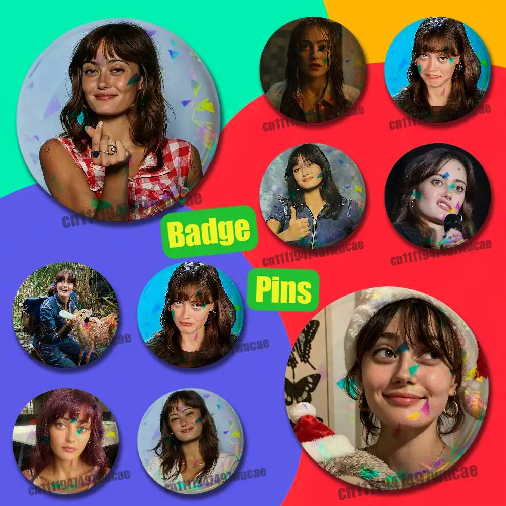 For Ella Purnell British Actress Badge Cover Custom Pin Insignia Emblem Round 32mm Button Hats Laser Film