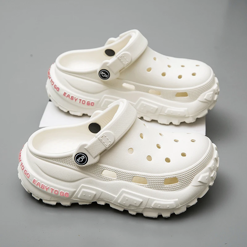 

Kids Sandals Summer Casual Clogs for Children Thick&Soft Bottom EVA Beach Shoes Boys Girls Closed-toe Fashion Slippers 2026 New