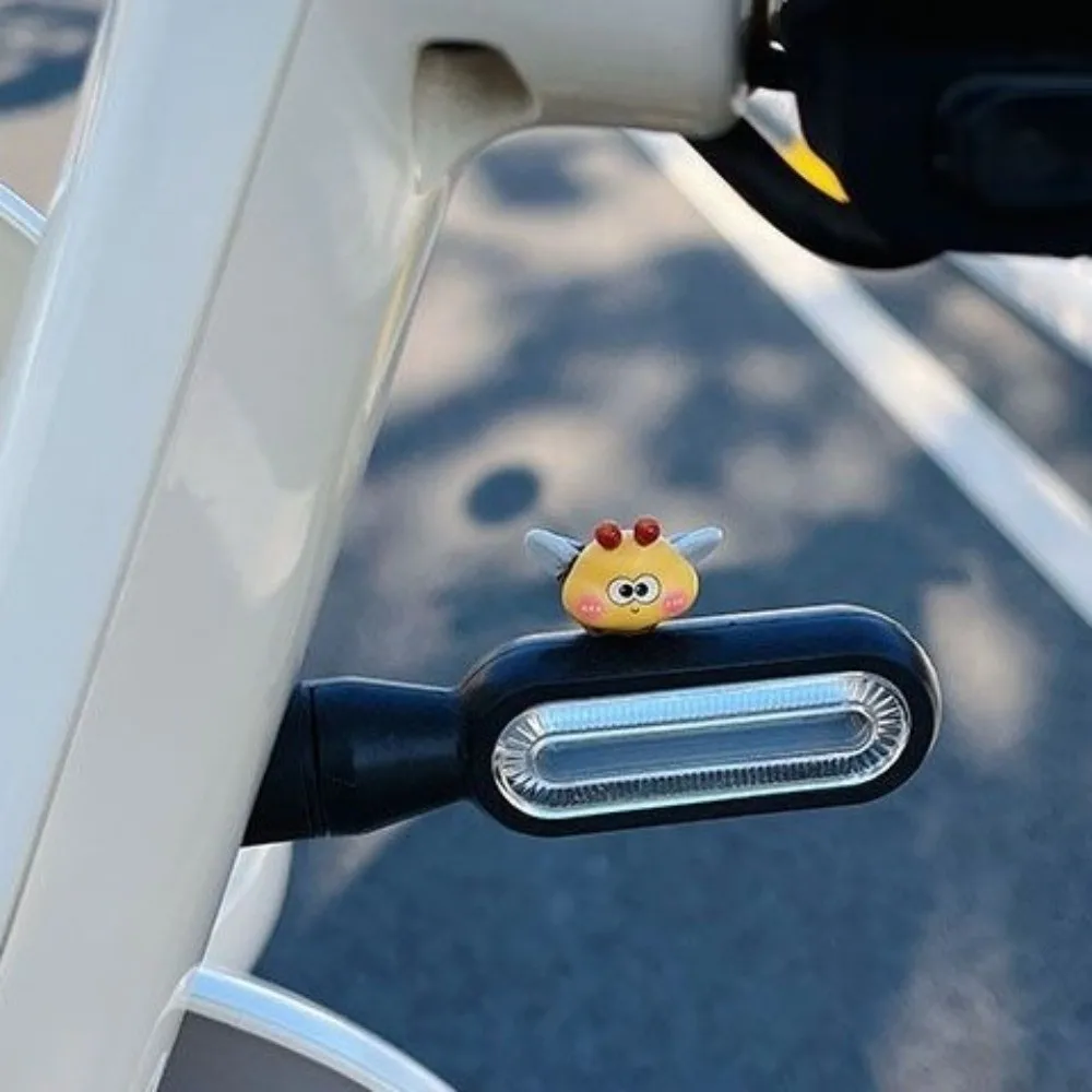 4Pcs Little Bee-shaped Motorcycle Rearview Mirror Decoration Mini Cartoon Electric Scooter Decoration