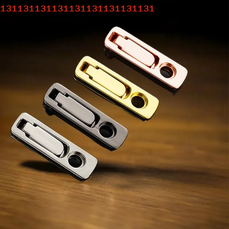 High-Quality Metal Sealed Base, Designed for Zip Lighter, Cotton Material, Helps Decrease Volatilization