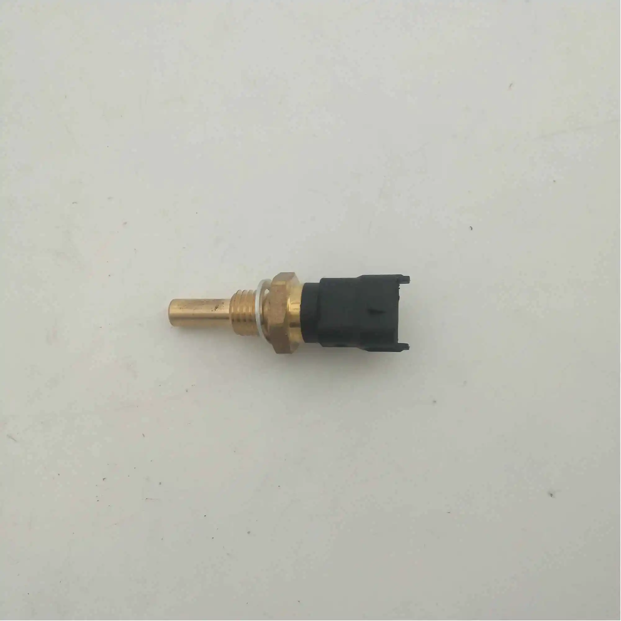 3611070-ED01  Coolant temperature sensor for great wall haval H5 H6 WINGLE 4D20 engine