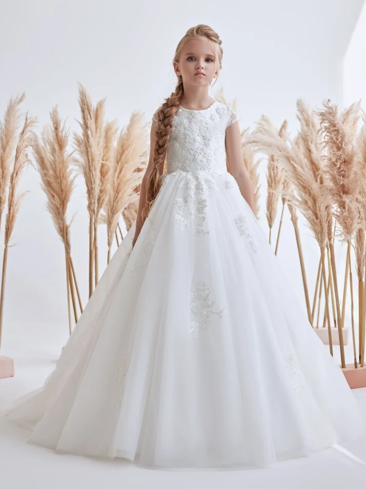 

Flower Girl Dresses White Tulle Flory Appliques With Tailing Sleeveless For Wedding Birthday Banquet Holy Communion Gowns