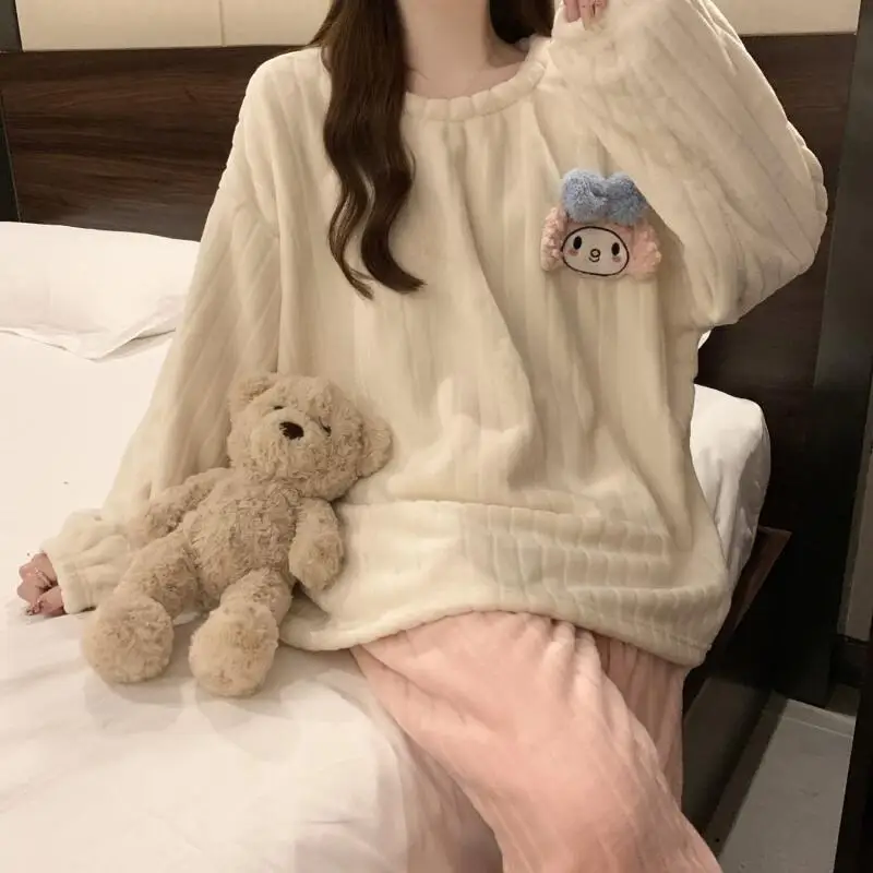 

Y2K Kawaii Hello Kitty Pajamas Anime Cinnamoroll Cartoon Kuromi Comfortable Pochacco Outdoor Cute Girl Flannel Home Clothes Gift
