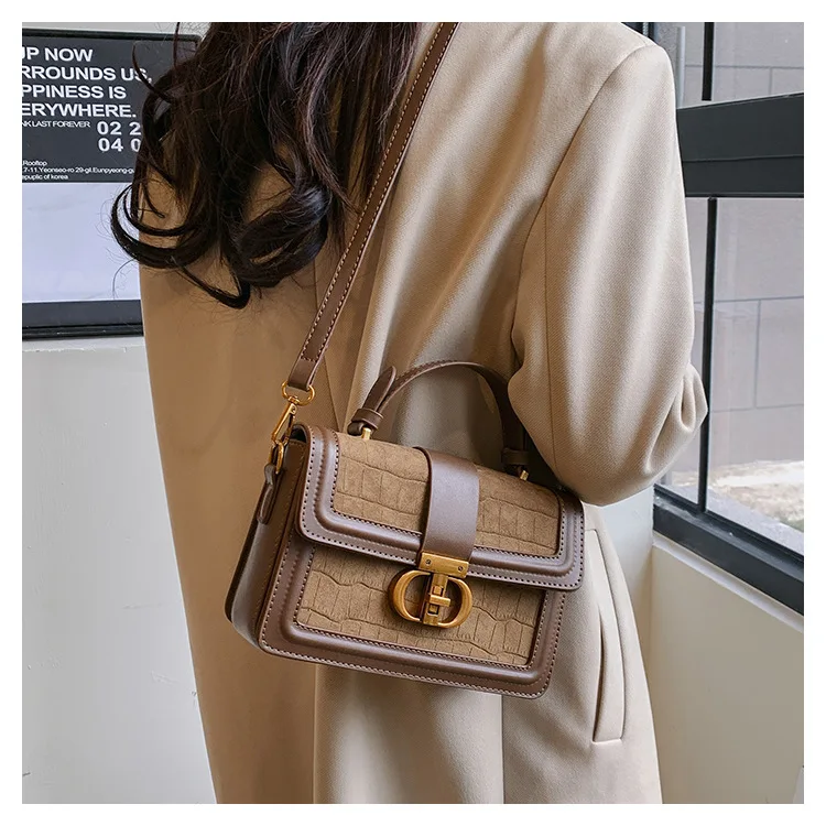 

Retro Handheld Square Bag Premium Texture Niche Design Luxury Shoulder Bag Soft and Breathable