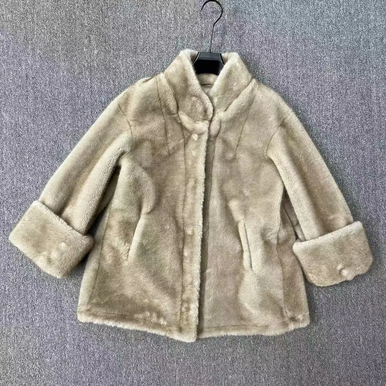 Spring Light Luxury Warm Imitation Mink Plush Medium Long Fur Coat Women Winter Stand Up Collar Fur Integrated Loose Fur Jacket
