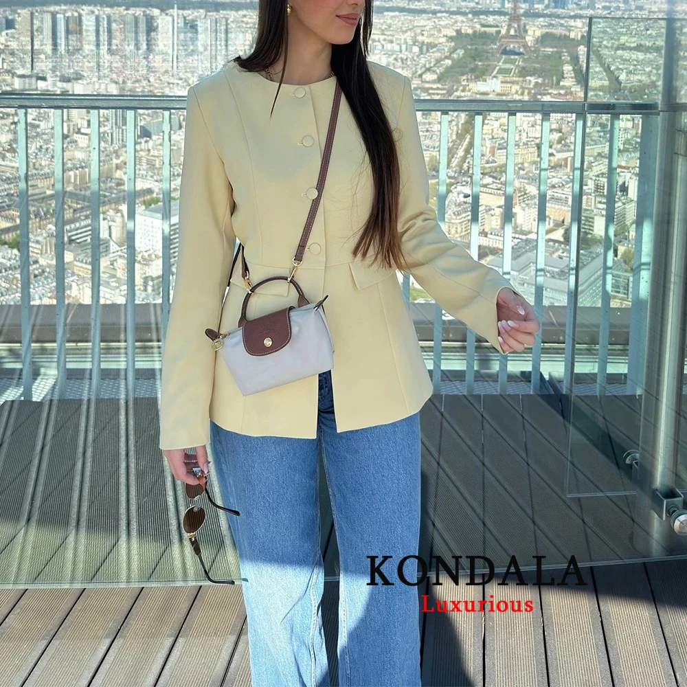 KONDALA Chic Casual Yellow Women Outwears Fashion 2025 Autumn Streetwear Pockets O-Neck Single Breasted Vintage Female Jackets