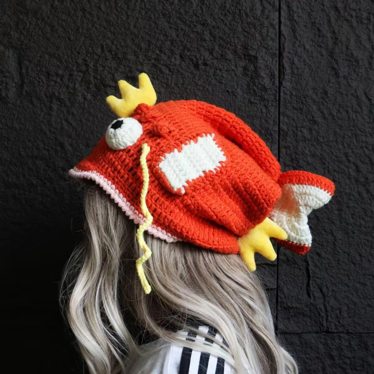 

Handmade Wool Crocheted Carp Head Hat Funny Fish King Warm Pile Hat Adult Unisex Knitted Hat