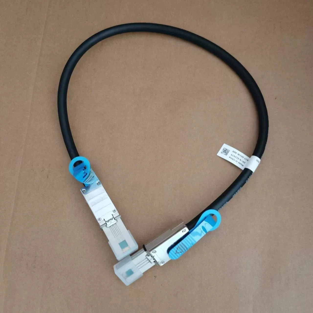 cable-mini-sas-fw-500mm-pour-serveur-dell-cable-22vty