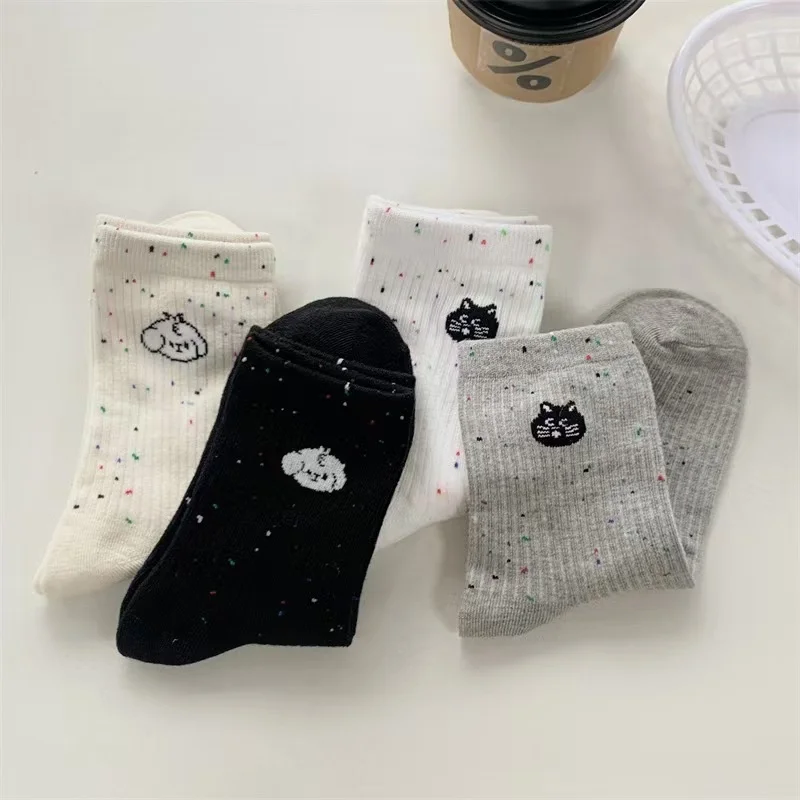 10Pairs Women Cartoon Embroidery Mid Tube Socks fashionable All Seasons Sweat Absorbing Breathable Soft Comfortable Casual Socks