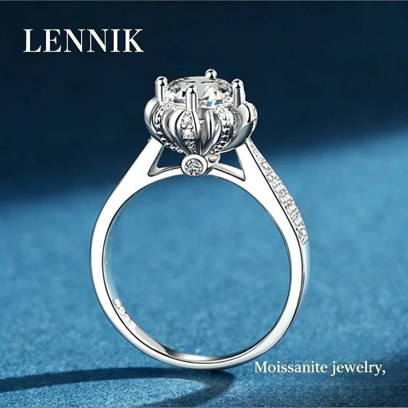 LENNIK S925 Silver Rosebud Ring Ladies Platinum Plated 1 Carat Moissanite Ring Fashion Wedding