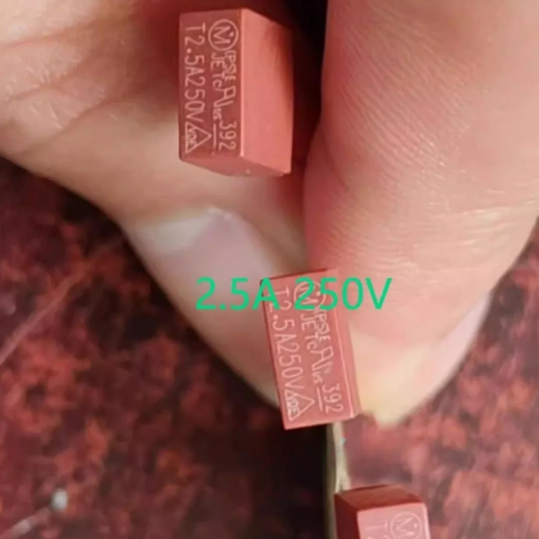

Brand new, original, in-stock, 2.5A 250V square power fuse, in-line fuse
