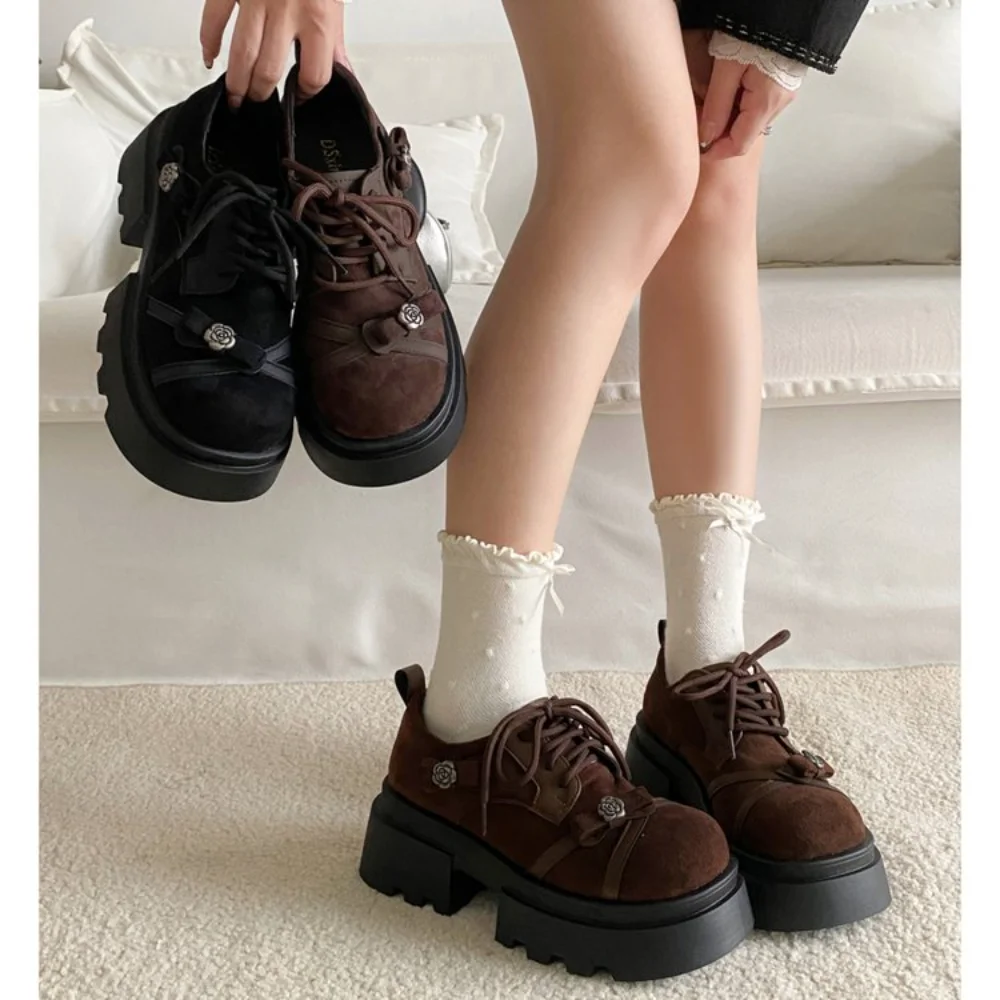 Damen Y2K Trendige Plateau-Schuhe mit Rosenschnalle und Riemen, Chunky-Sohle, Modische Coole Schuhe für Festival, Shopping, Date, Party – Detail 4