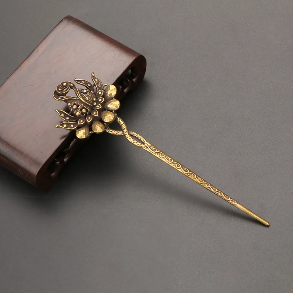 

Classical Hair Clasp Bronze Pan Hair Device Retro Style Jewelry Ancient Women Copper Headdress Can Do Tea Needle Smoke Needle