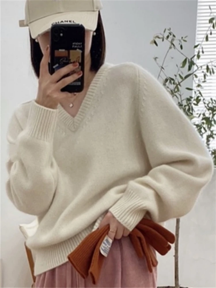 

ay V-Ne Bear Fur Sweater Women's Autumn Winter Loose Saddle oulder Knitted Base irt Soft Cozy Lazy Sle Commute Pure...