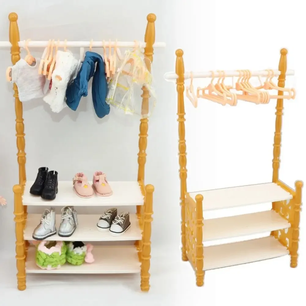 Perchero de plástico para ropa de muñecas, mini organizador de guardarropa para muebles de casa de muñecas labubu a escala 1/12, almacenamiento de casa de juegos para niños" ﻿
