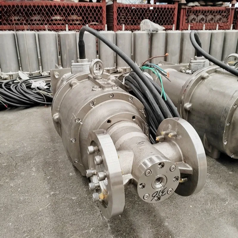 Low-speed submersible thruster/machine, submerged thruster, regulating pool mixer speed