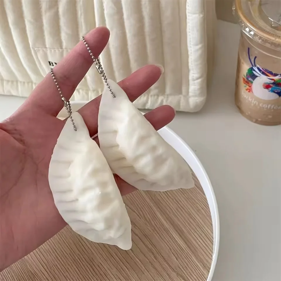 1Pc Cute Mini Dumpling Squeeze Toy Keychain Pendant Designed As a Simulation Food Decoration Perfect for Decompression Gifts