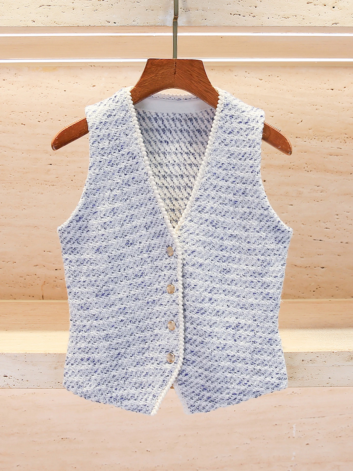 

High-End Women's Knitted Vest Top V-Neck Sleeveless Summer Spring New Style Commute Style Polyester Fiber Inner China Made