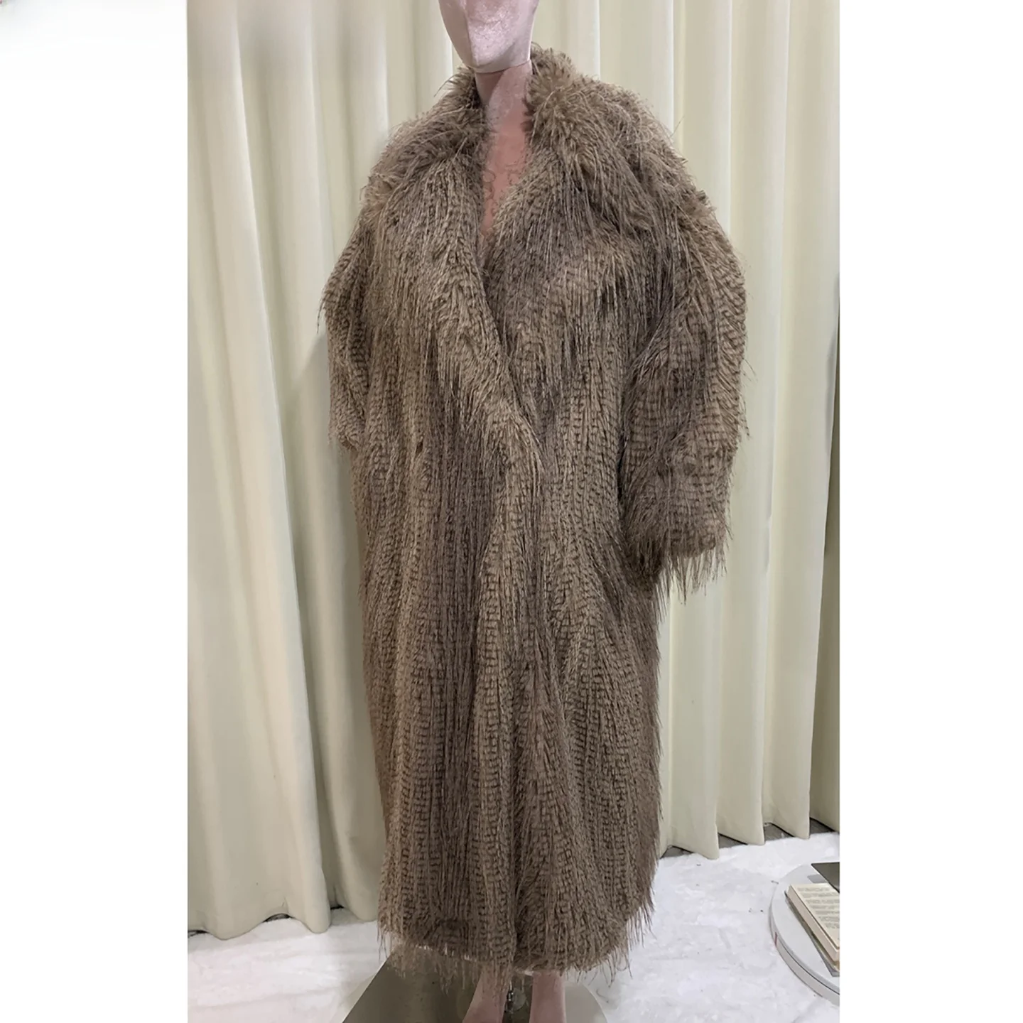 Nerazzurri Oversize Long New Style Faux Fur Coat Women's Thickened Environmental Protection Plush Outerwear Elegant Style