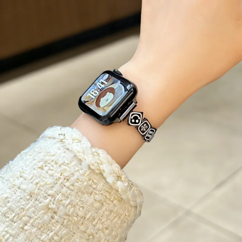 

Retro light luxury metal strap suitable for Apple iWatch strap 38mm 40mm 41mm 42mm 44mm 45mm 49mm fashionable strap