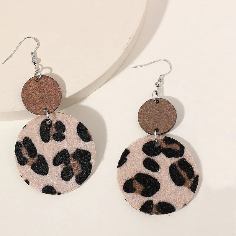 New retro horse hair leopard print leather earrings creative splicing log chip earrings