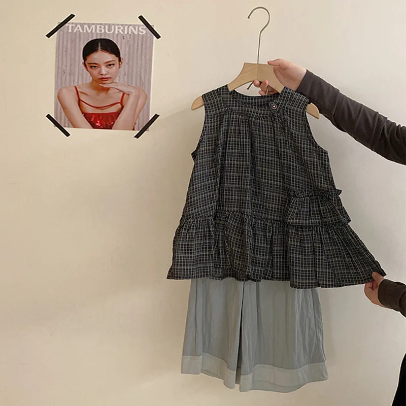 New Korean Style Round Neck Plaid Dress for Girls in Summer Simple and Casual with Rolled Edge Straight Leg Pants Two Piece Set