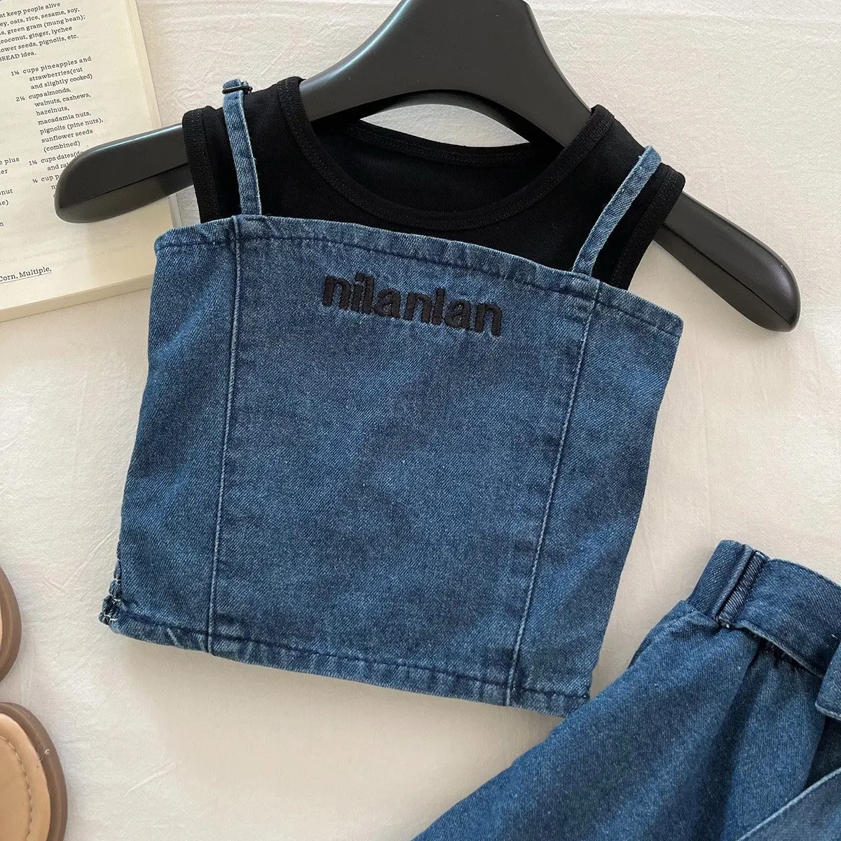 

Girls Summer Outfit Set Sleeveless Denim Vest Top + Denim Mini Skirt Three-Piece Suite Children's Clothing