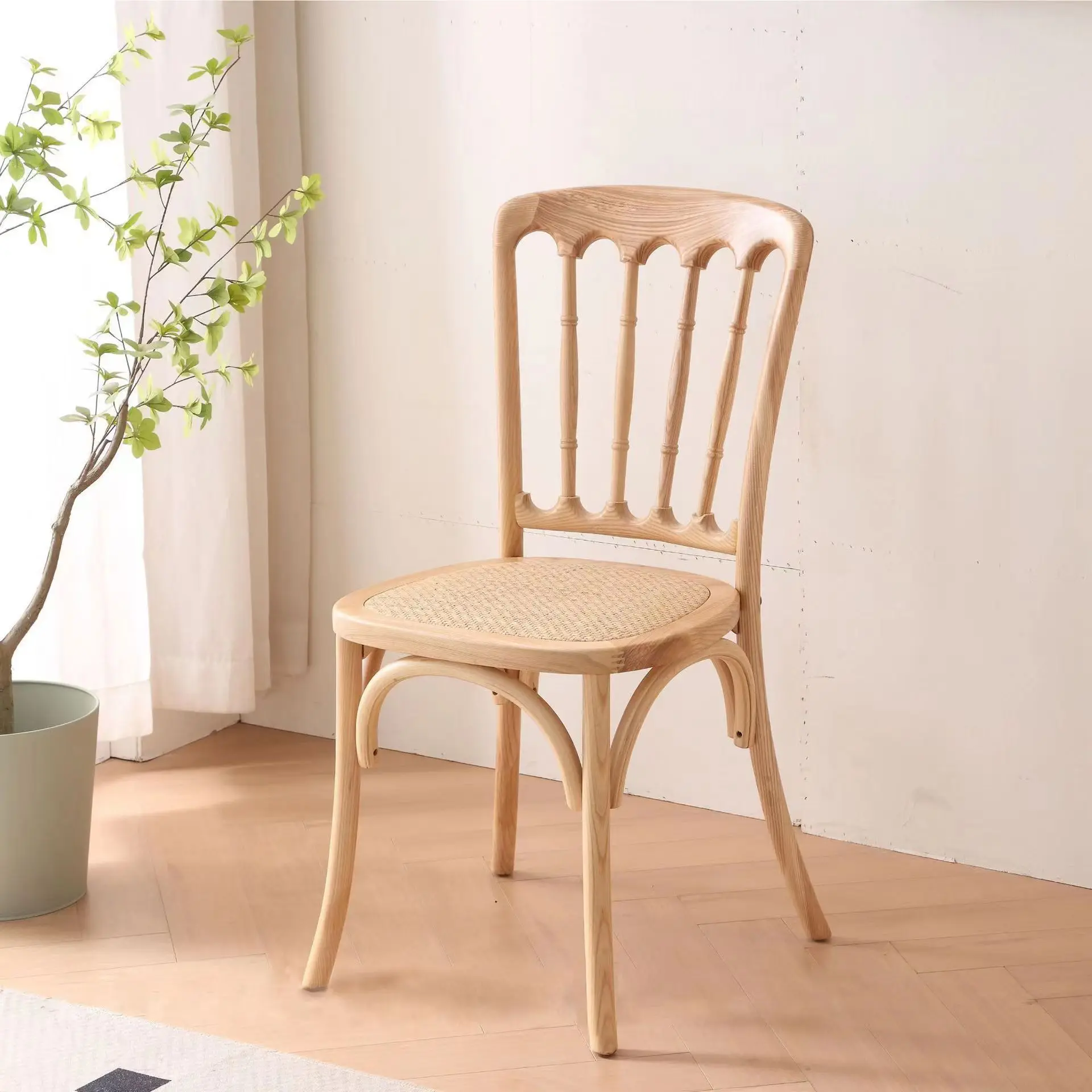 

Ash Wood Mortise Tenon Dining Chair with Artistic Middle Ages Design Simple Backrest for Home Dining Room Home Furniture