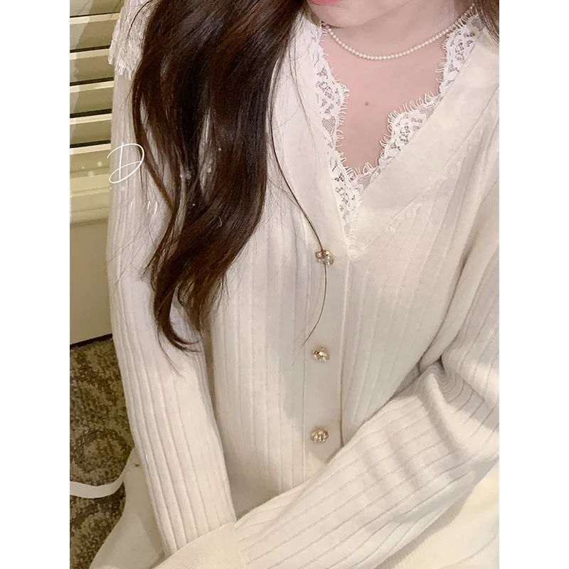 

Вязаный свитер Rosewth Little Letter из 100% шерсти с кружевом, универсальный, с длинными рукавами, V-образным вырезом, милый, весенний, модный, женский трикотаж