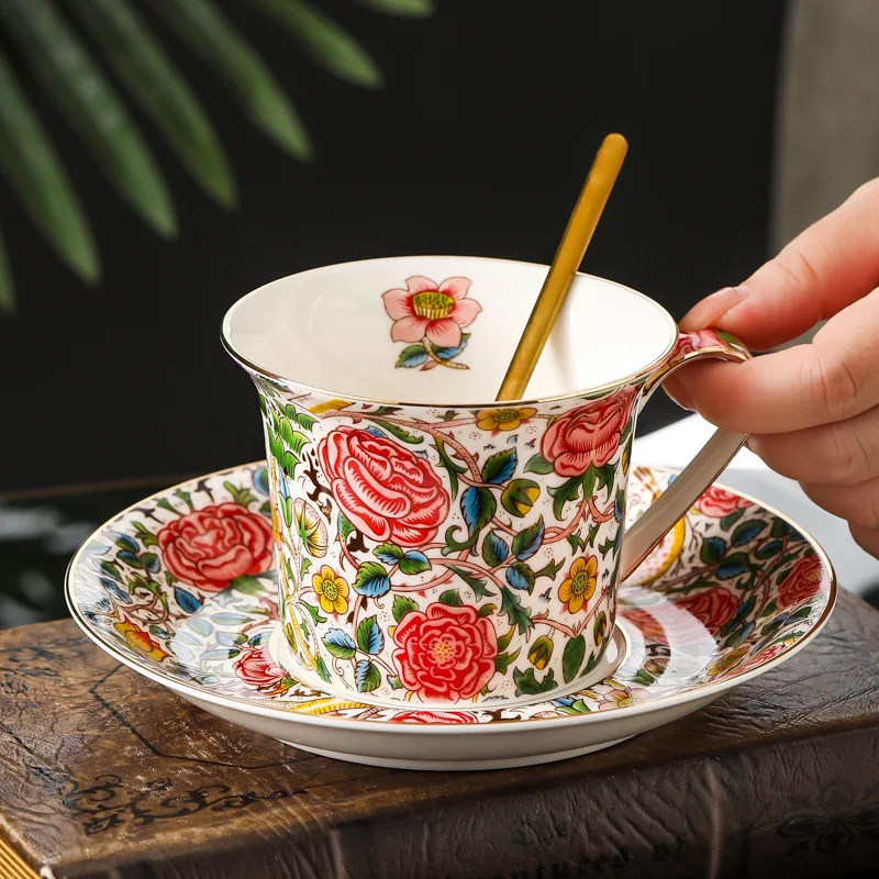 European Style Painted Flower Coffee Cup Luxury Gilded Exquisite Afternoon Tea Mug Birthday Gift Art Decoration Mug Home Decor