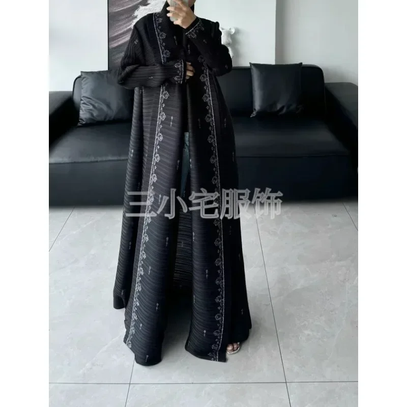 Plisowane Vintage Printed Lapel Long Sleeve Black Damska kurtka 2024 Winter New Dubai Style Plus Size Abaya Dress