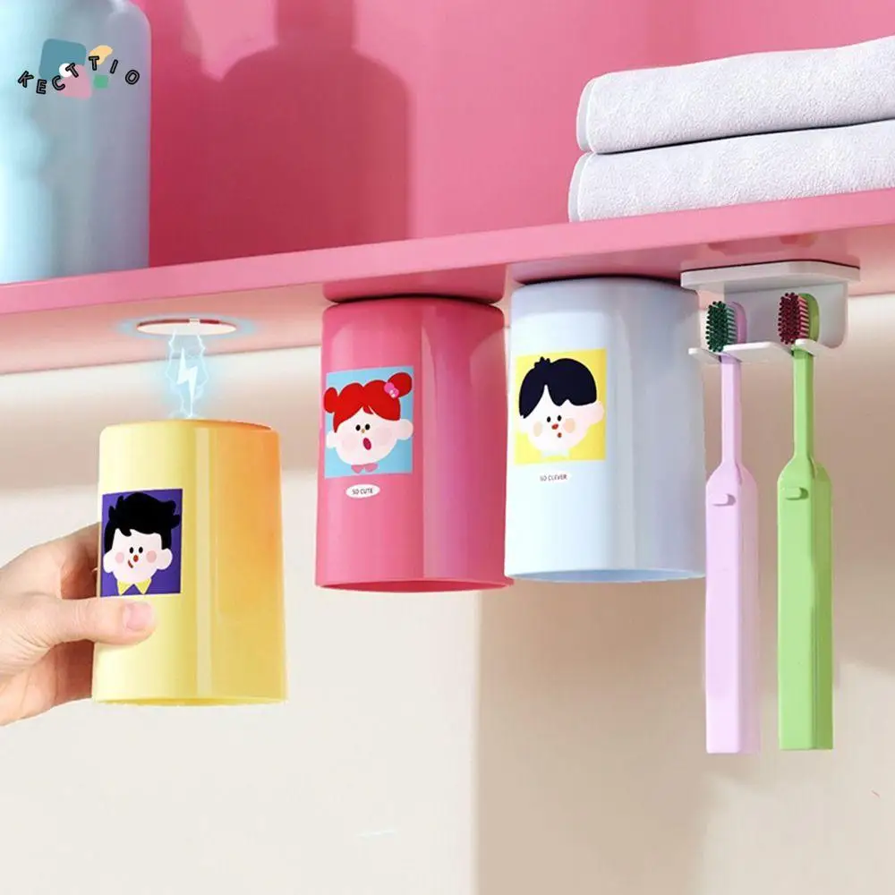 

Пластиковая магнитная чашка для полоскания рта, бесплатная настенная перевернутая магнитная чашка для зубной щетки, перевернутая чашка для экономии места, чашка для чистки