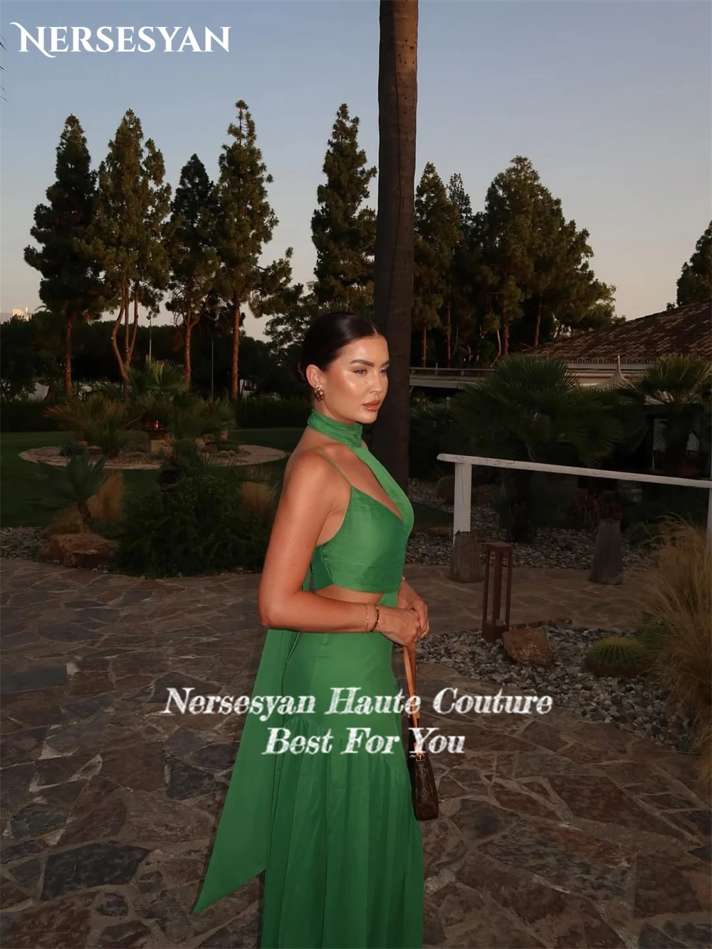 Nersesyan Emerable Green Zeemeermin Avondjurken Halter Formele Jurk Zijsplit Maxi Speciale Gelegenheid Feestjurken 2025, Aangepast