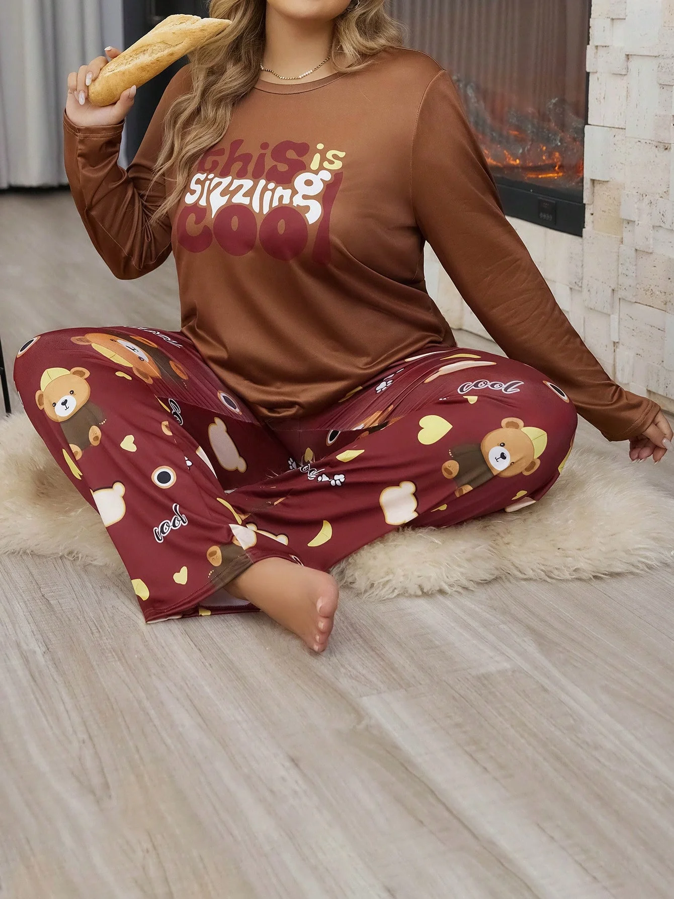 Autumn and winter fashion letter teddy bear printed long sleeved round neck top&pants plus size women\'s pajamas 2-piece set