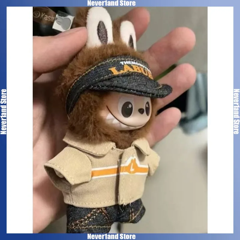 ชุดเสื้อผ้าสำหรับตุ๊กตา Labubu 4.0 ชุดแคชเชียร์น่ารักสไตล์ Wacky Mart ชุด 3 ชิ้น ชุดตุ๊กตาขนนุ่มขนาดเล็ก เสื้อผ้าตุ๊กตาแฟชั่น อุปกรณ์เสริมตุ๊กตา ของขวัญ