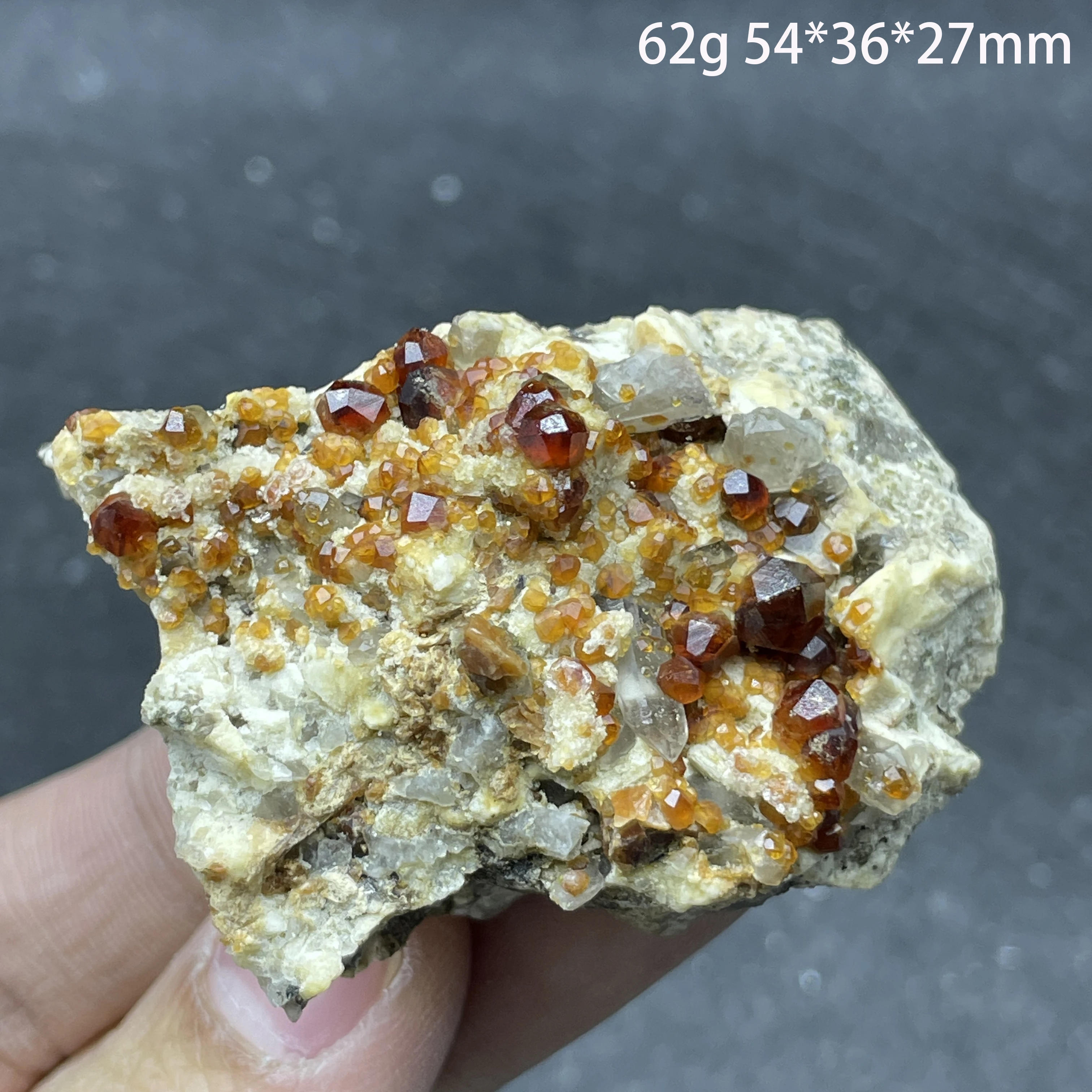 Natural Raw Rock Fenda Garnet Quartz Stone Mineral Specimen Clear Quartz Cluster Healing Home Decor Gift