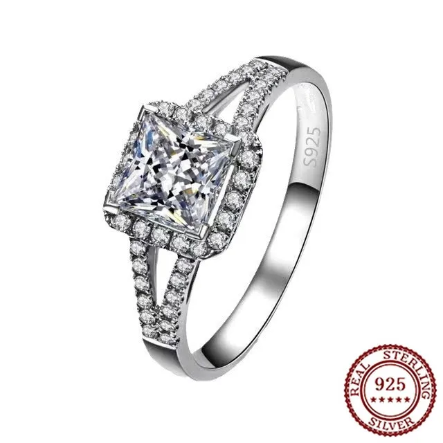 

2025 New Trend 925 Pure Silver Classic Temperament, Grand Fashion, Classic Zircon Inlaid Women's Ring Jewelry