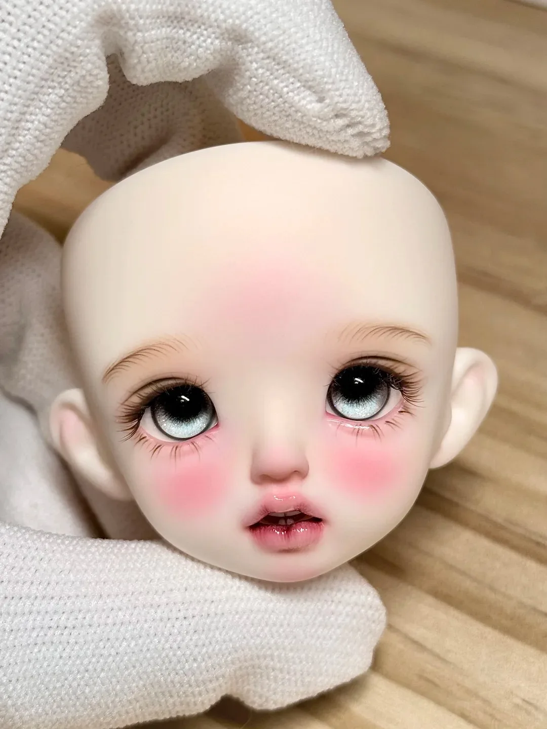 

New BJD doll 1/6 big head cut girl karou yuanbao just a head, in stock makeup exquisite head