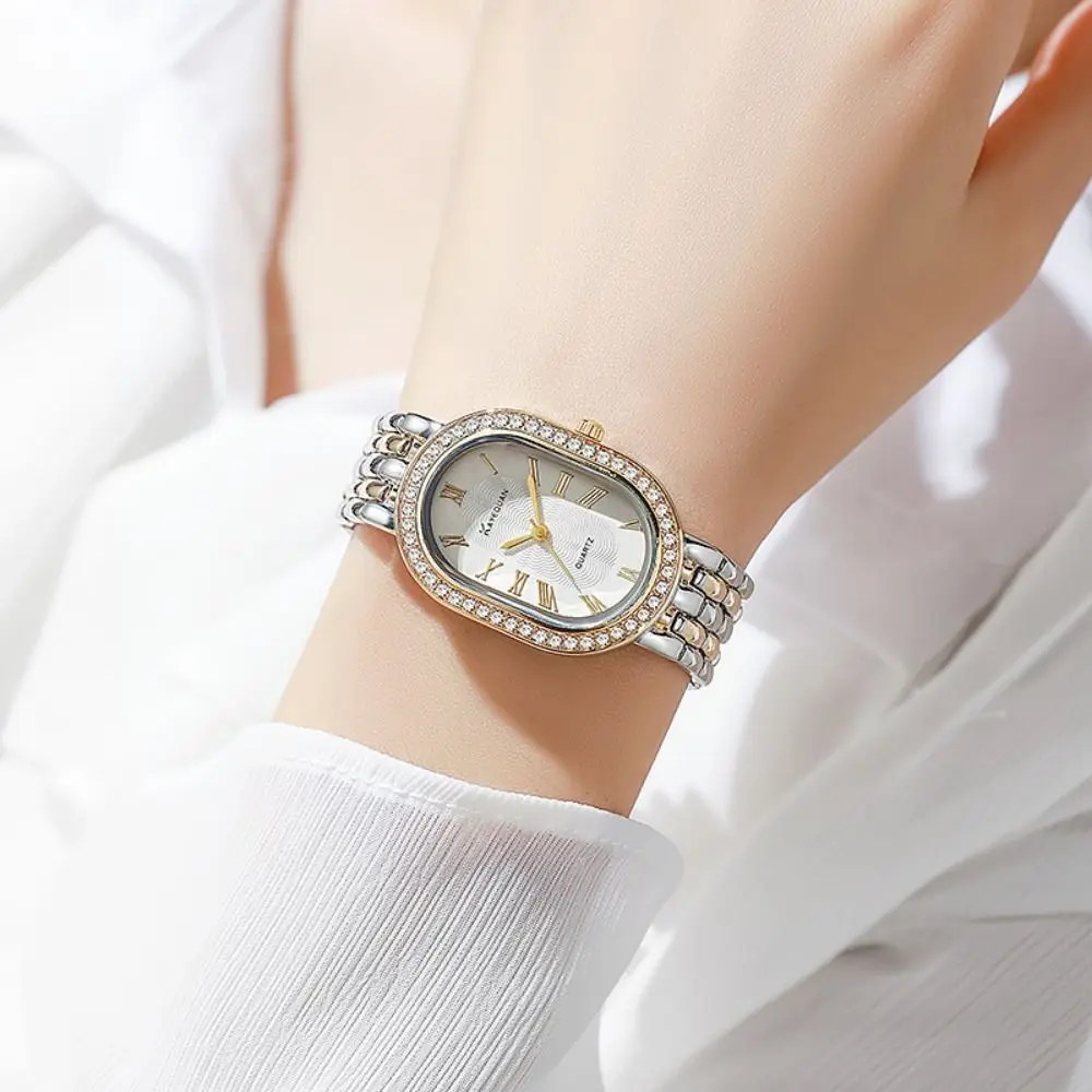 Oval Dial Women's Quartz Watch Rhinestone Encrusted Minimalist Ladies Wristwatch Adjustable Quartz Movement Vintage Female Clock
