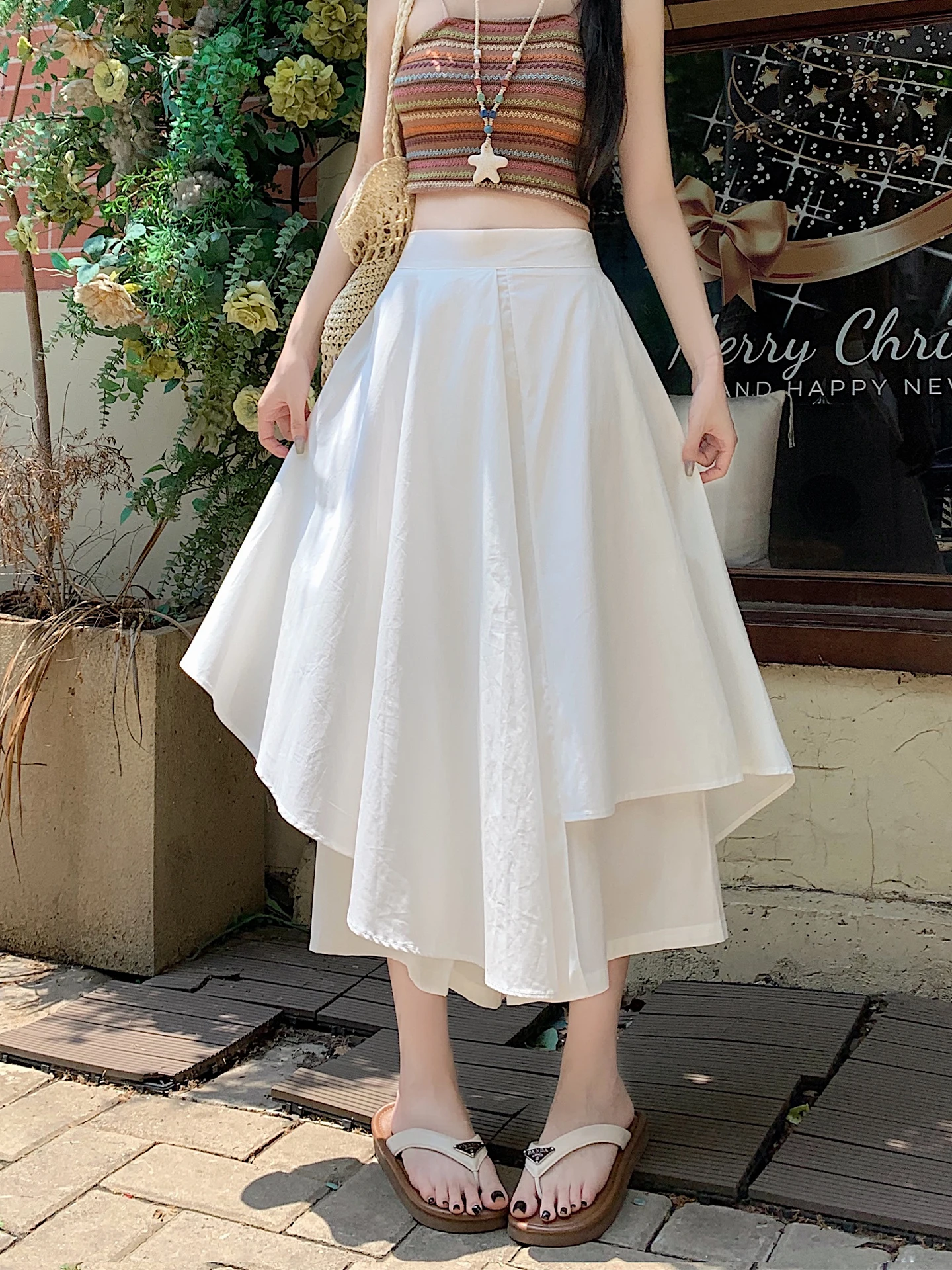 

Белая асимметричная юбка миди с асимметричным подолом, женская, лето 2026, новая, черная, для фигуры типа «груша», скрывающая бедра, облегающая, А-силуэт, повседневный стиль