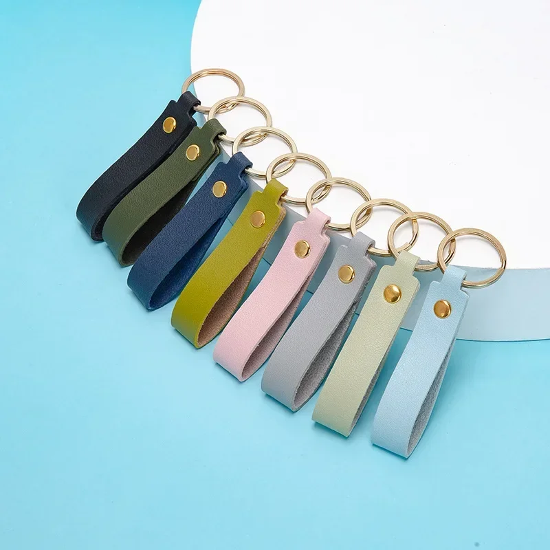 Personalized Bag Car Key Chains Blank Laser Engrave PU Leather Keying Gift Customized Logo Texts Keychain Men's and Women's