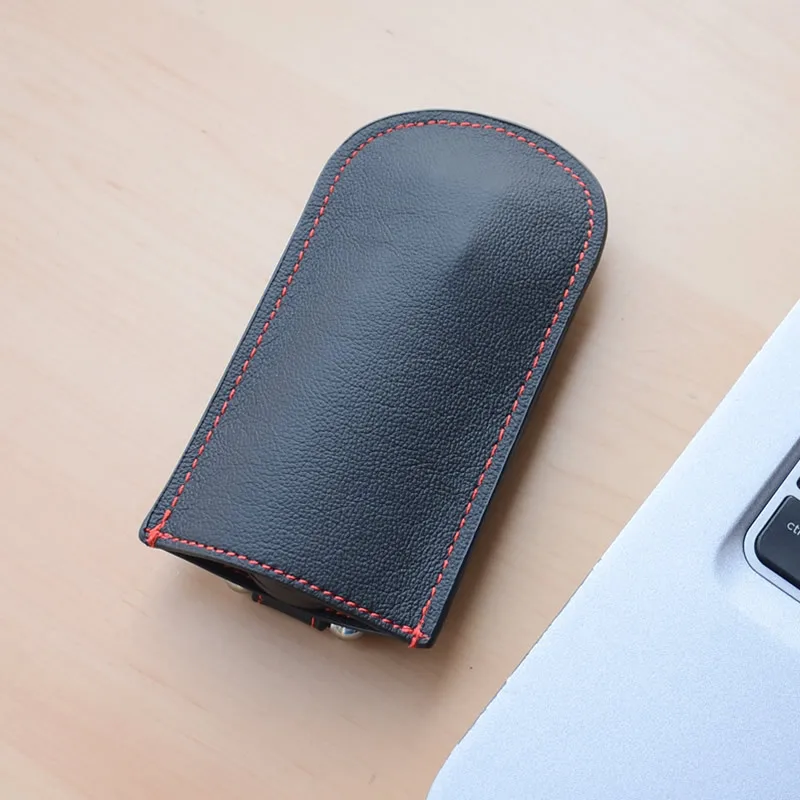 Multi-Functional Key Holder with Pull-Out Design Compact, Large Capacity, Leather Key Case for Cars, Office, Travel