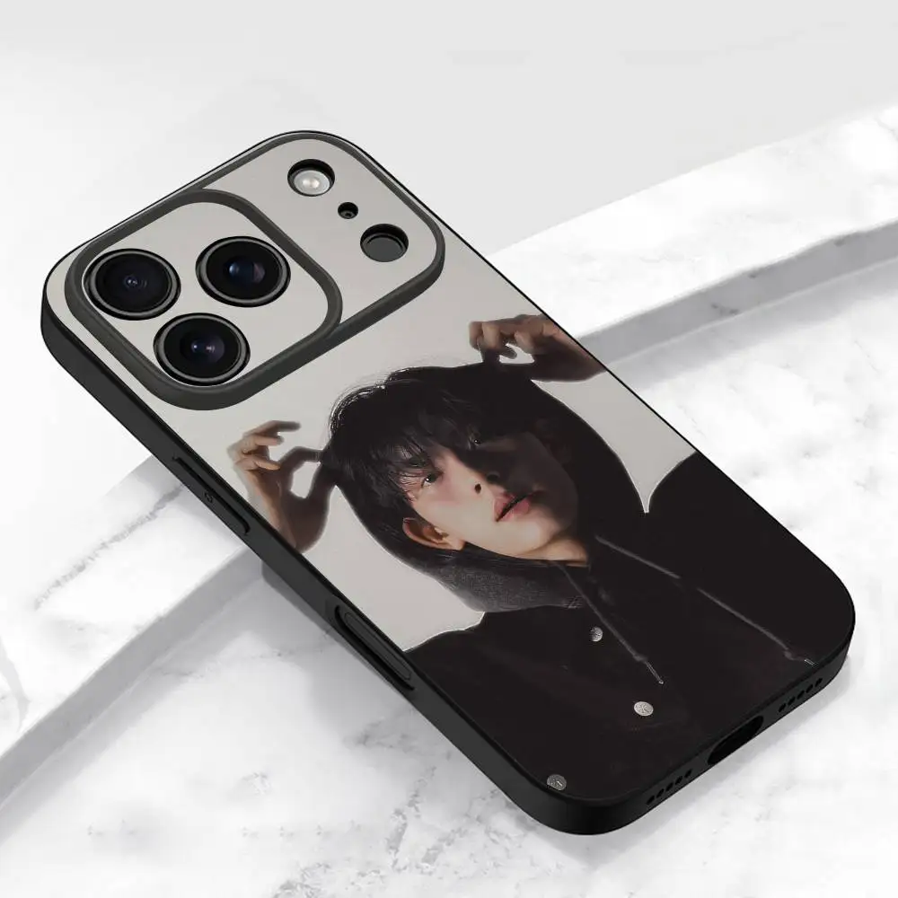 حافظة هاتف لهاتف آيفون 17,16,15,14,13,12,11,Pro,Max,Plus,E,Air,Mini Protective Black L-Lee Chae Min Cover