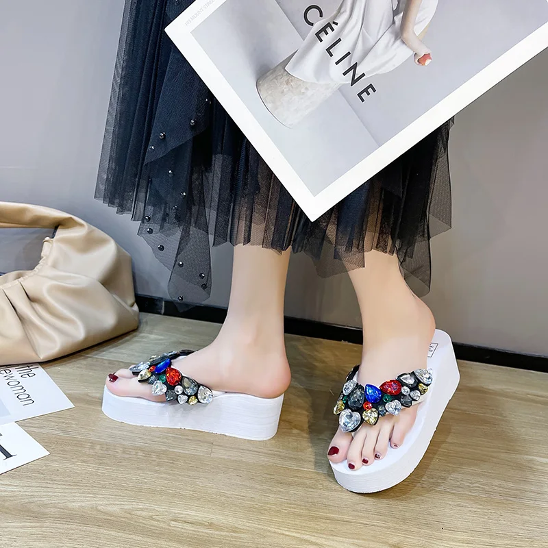 New Sandals Women Summer Fashion Holiday Beach Shoes 2023 Wedge Heel Rhinestone Platform Flip-Flops Flat Bottom