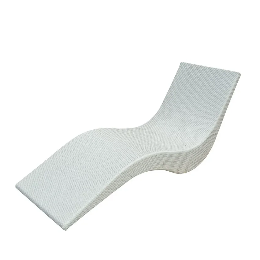 

2026 Wholesale Outdoor Hotel Furniture Garden Sun Lounger Rattan Wicker Swimming Poolside Outdoor Lounger