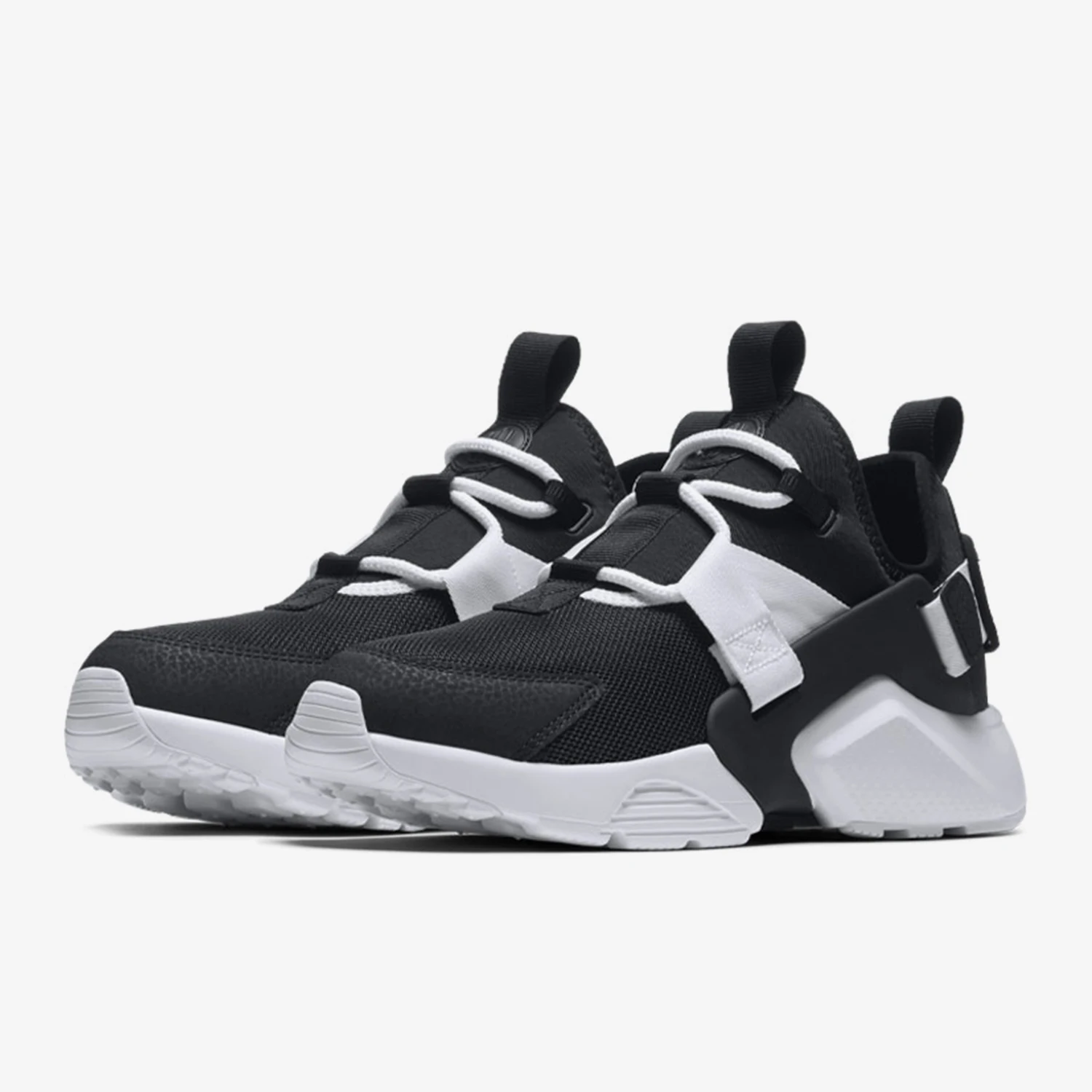 

Женские летние повседневные кроссовки Nike AIR HUARACHE CITY LOW AH6804-002