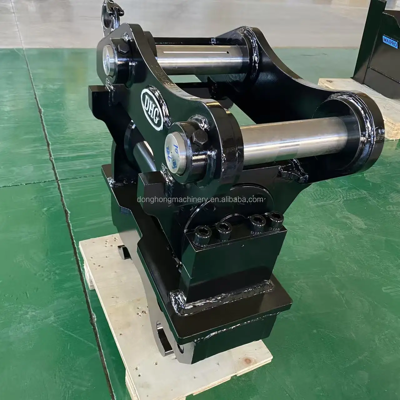 Excavator Attachment Hydraulic Tilt Quick Hitch For 17-24Ton Crawler Machines With Double Lock Device